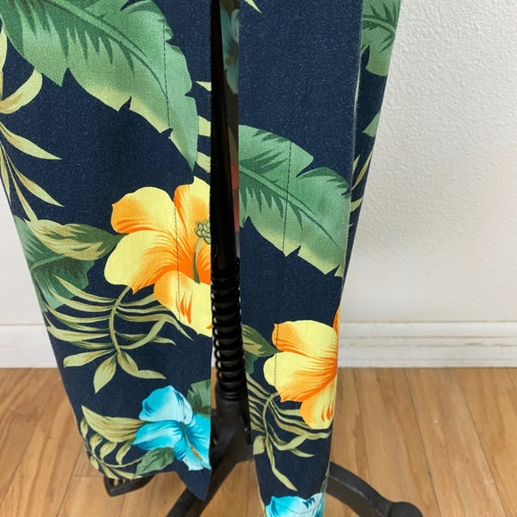 La Cabana Dark Blue Bright Floral Hawaiian Midi Dress Rayon Shift Sleeveless SM - Picture 6 of 10